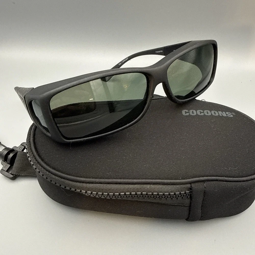 Cocoons Authentic WideLine C422L Pilot Black Polarized Green Lens Glasses & Case